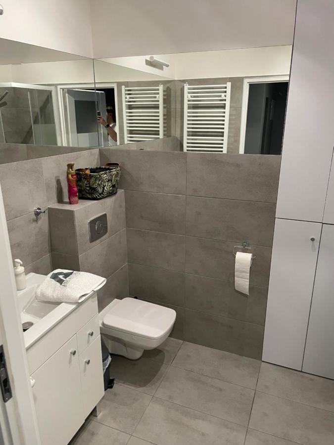Apartament Royal Chelmonskiego Srem Exterior photo