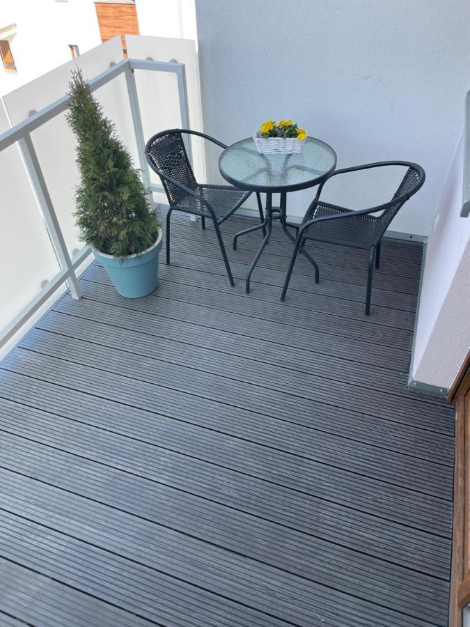 Apartament Royal Chelmonskiego Srem Exterior photo